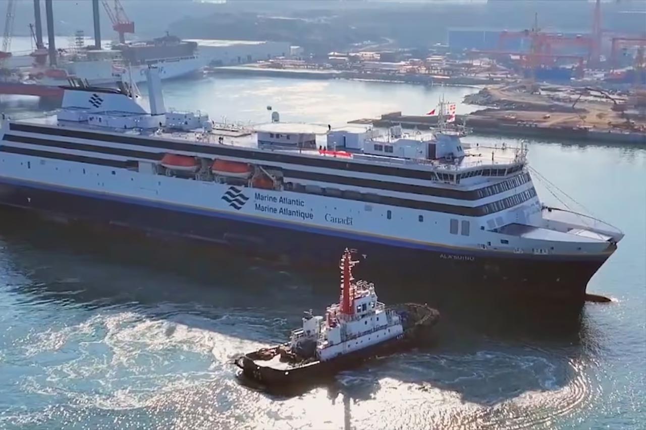 Ports and Ships Reliable Cellular Networks