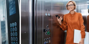 cellular signal efficient in elevator