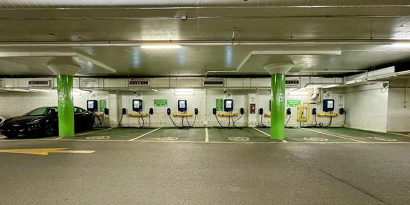 Place Viau Montreal installation underground cellular connection